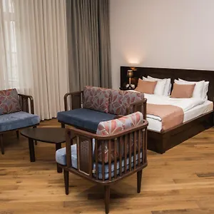 Makmani Boutique By Dnt Group Тбилиси